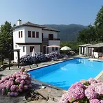 Lejlighedshotel Enallaxis 3*