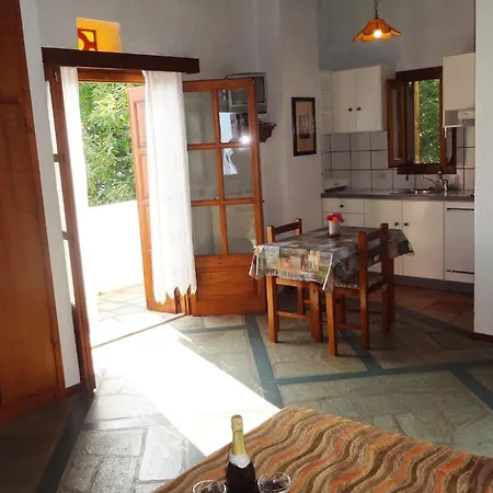 Enallaxis Lejlighedshotel Áyios Dhimítrios